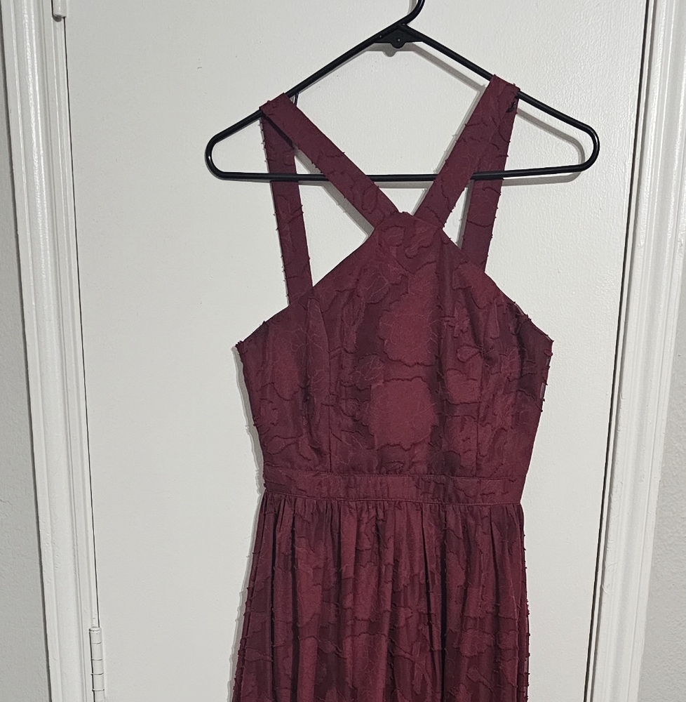 Lulus Air Of Romance Maxi Dress Halter‎ Small Maroon Party Bridesmaid Wedding